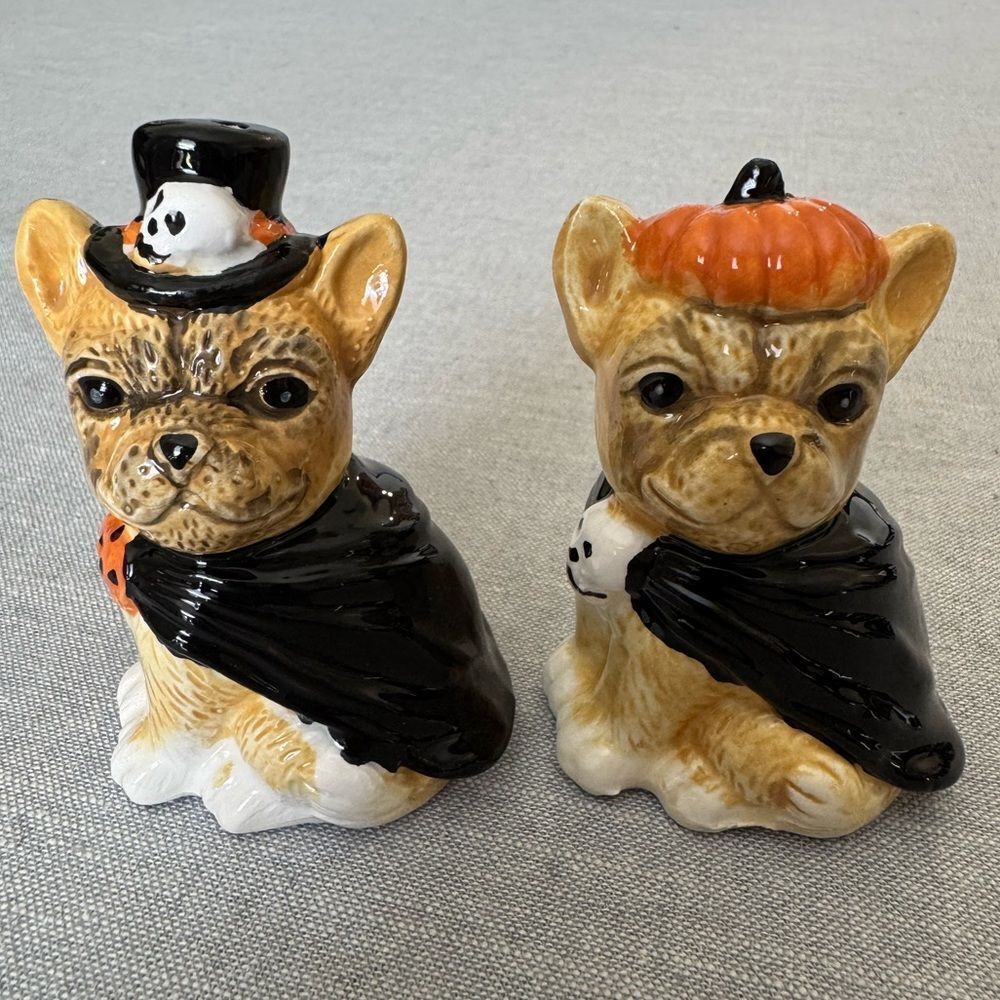 Halloween Frenchie Dog Costume Salt & Pepper Shakers Set